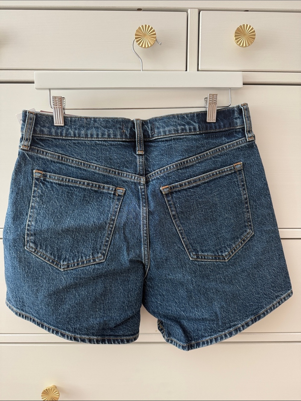 Abercrombie & Fitch High Rise Dad Short - Picture 2 of 3